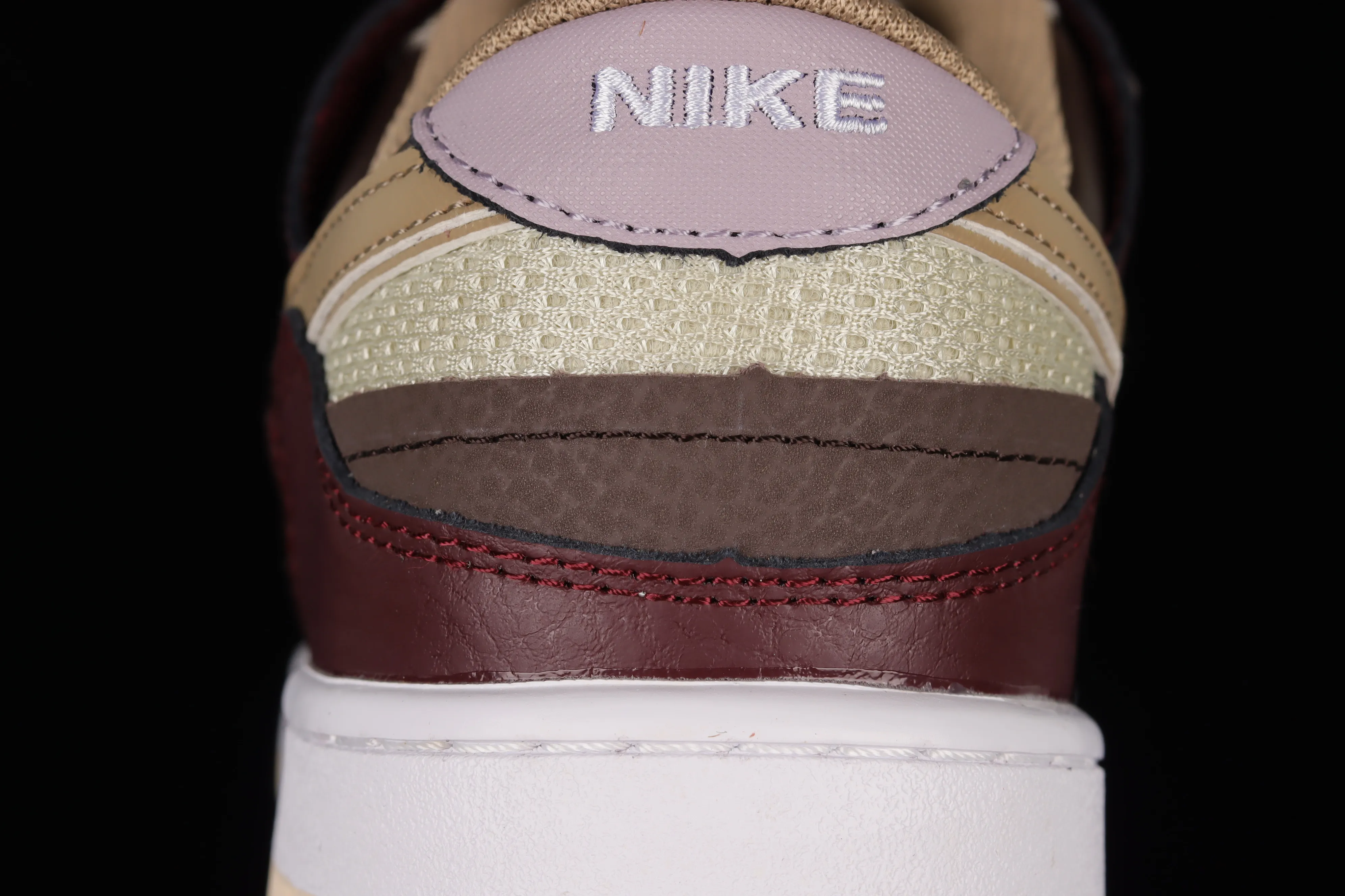 All categories Nk SB Dunk series Nk SB Dunk Low low-top skate shoes Nk Dunk Scrap stitching low-top skate shoes DH7450-100